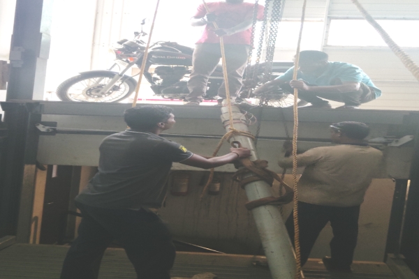 Pit Four Post Parking 